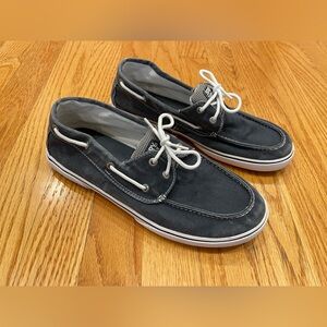 Sperry top-sider gray Halyard boat shoes. 6.5 boys.